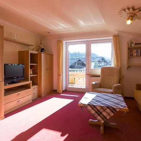 Alpenflair Gaestehaus Tepferdt Apartment Oberstdorf
